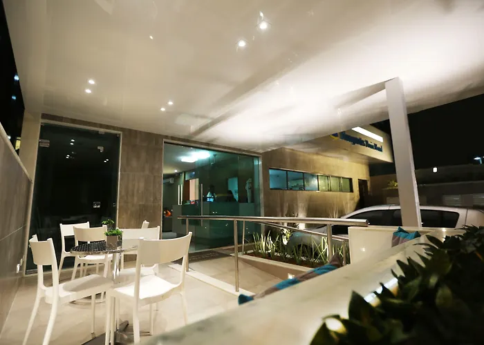 Hotel com vista: Rede Andrade Navegantes